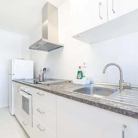 Apartment Entrenucleos Dos Hermanas